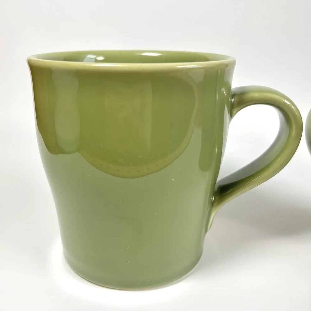Pottery Barn Sophia Mugs Set of 2 Light Olive Green Stoneware Portugal 16 Oz